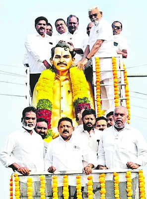 బడుగు, బలహీన వర్గాల ఆశాజ్యోతి రంగా 