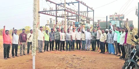 పగటి పూట కరెంట్‌ సరఫరా చేయండి