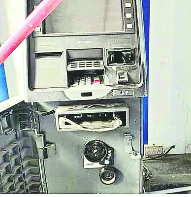 పొదిలిలో పేట్రేగిపోయిన దొంగలు 