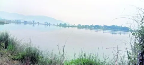 74 ఎకరాల చెరువుపై కన్ను 