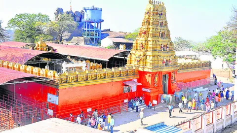 అంజన్నకు నోటీసులు!