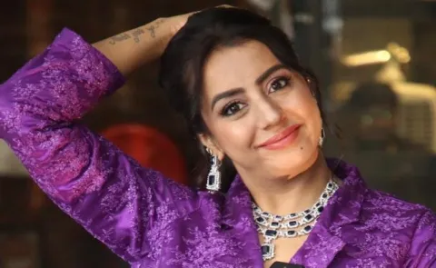 Bigg Boss 9: Sanjjanaa Galrani Shares Experience About Bigg Boss Show1