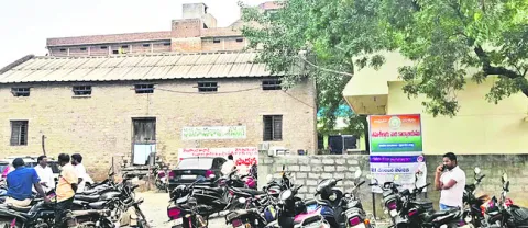 రెవెన్యూలో భూ మాయ.!