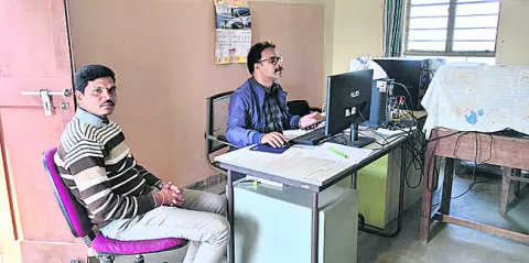 మూగబోయిన సెల్‌ సేవలు 