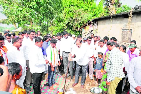 కొండరెడ్ల అభివృద్ధికి కృషి