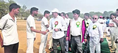 కేయూ జోనల్‌ క్రీడలు ప్రారంభం 