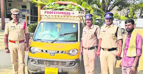 ఏడు వాహనాలు సీజ్‌ 