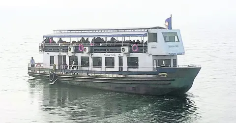 శ్రీశైలానికి ఐదో ట్రిప్పు