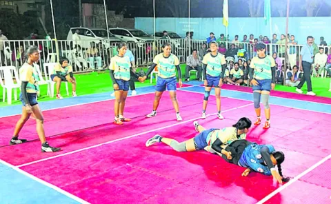 హోరాహోరీగా కబడ్డీ పోటీలు