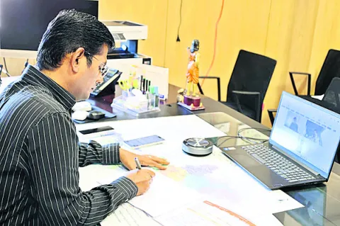 టెన్త్‌లో నూరుశాతం ఉత్తీర్ణత తప్పనిసరి 