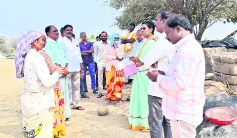 నిర్వాహకులు నిర్లక్ష్యం వీడాలి : డీఆర్డీఓ 