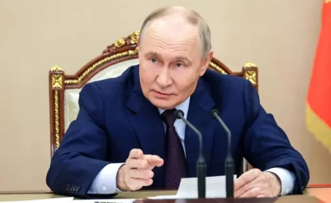 Russia Vladimir Putin Serious Comments On Ukraine