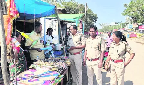 చైనా మాంజా విక్రయిస్తే కఠినచర్యలు