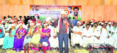 సర్పంచుల గెలుపే కాంగ్రెస్‌ బలానికి నిదర్శనం 