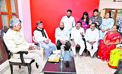 మాజీ ఎంపీ కంభంపాటిని పరామర్శించిన సీఎం 