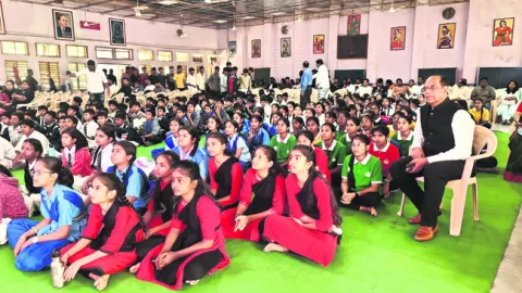 ‘ఆత్మవిశ్వాసంతో ముందుకు సాగాలి’