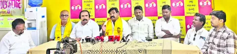 భూపేష్‌.. బోగస్‌ కమిటీల భరతం పట్టాలి
