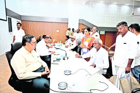 సమస్యలకేదీ పరిష్కారం? 