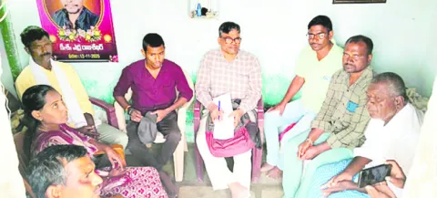 నిందితులపై కేసు నమోదు చేయాలి 