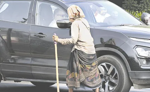 beggar-free city impossible: Telangana