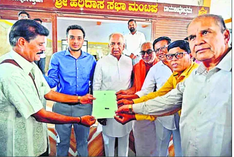 ఇంటి వద్దకే ఈ–ఖాతాలు 