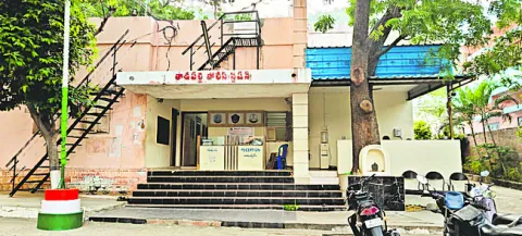 ‘సామాజిక’ మత్తు వల 