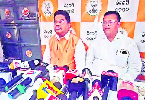 వంతెన నిర్మాణానికి రాష్ట్ర ప్రభుత్వం గ్రీన్‌ సిగ్నల్‌