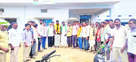 ఏకగ్రీవ పంచాయతీలకు రూ.20లక్షలు 