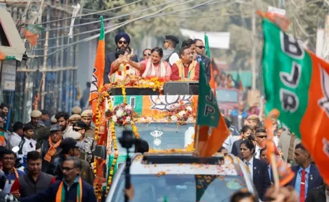 Delhi MCD Bypoll Election BJP holds fort with 7 wins