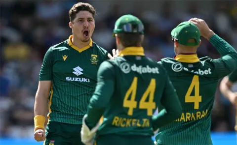 IND vs SA 2nd ODI: Nandre Burger struggles with injury2