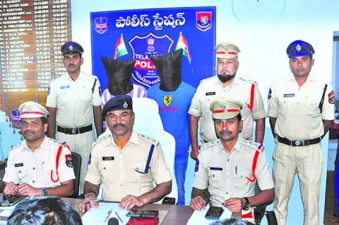 గంజాయి సరఫరా.. కాపర్‌ చోరీ 