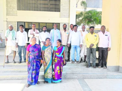 కంకర ప్లాంట్‌ ఏర్పాటును నిలిపివేయాలి 
