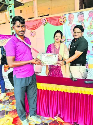 రాష్ట్రస్థాయి పోటీల్లో ప్రతిభ