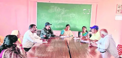 సమన్వయంతో పని చేయండి