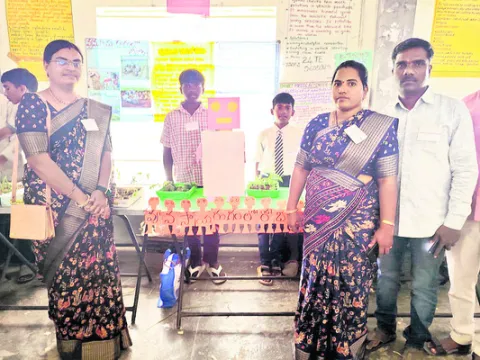 వ్యవసాయరంగంలో రోబోలు.. 
