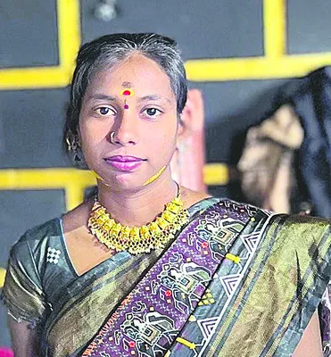 నవ వధువు మృతి 