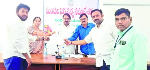 నందలూరు చెరువులో రూ.40 లక్షల కేంద్ర నిధులు నీళ్లపాలు