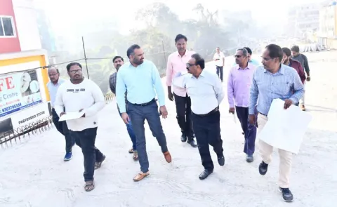The GHMC Commissioner reviewed the Nalgonda corridor works