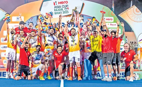 Indian sports players year end 2025 mixed results