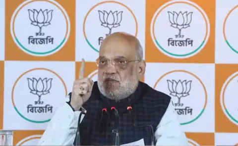 Amit Shahs poll pitch on Mamata Banerjees turf
