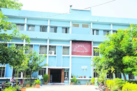 ఇక.. పుర వేఢీ