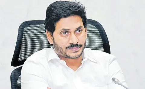 YS Jagan Mohan Reddy Consoles Aluru MLA Virupakshi