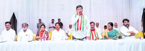 ప్రజల్లో ఉండేవారికే ప్రాధాన్యత