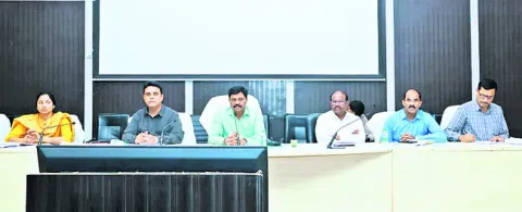 యూరియా పంపిణీలో ఇబ్బందులు కలగొద్దు