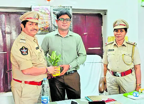 నాటుసారా రహిత గ్రామాలుగా తీర్చిదిద్దాలి 