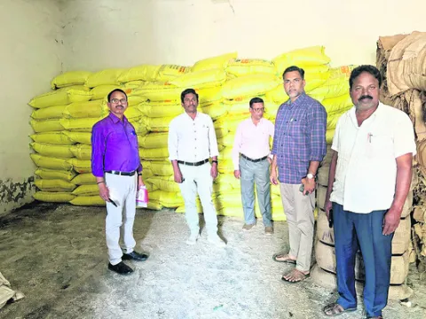 14,388 మెట్రిక్‌ టన్నుల యూరియా
