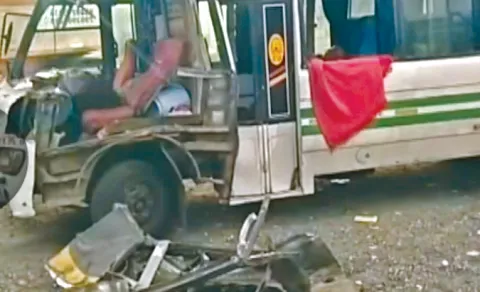 Road Accident At Nalgonda Chityala