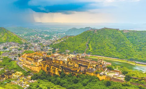 Sakshi Guest Column On Aravalli Mountains Issue