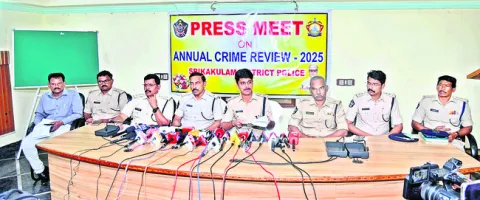 కేసులు తగ్గాయి.. హత్యలు పెరిగాయి 