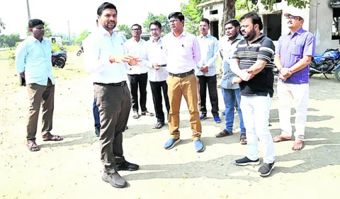 పకడ్బందీగా సామగ్రి పంపిణీ చేయాలి